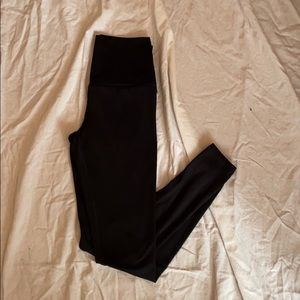 Athletic sports leggings